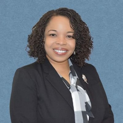 Adrienne_Paper's profile picture. 