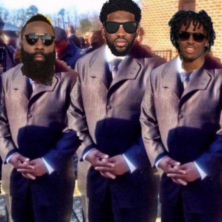 mojo_risen32's profile picture. 215