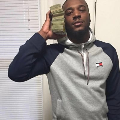 Go Getter Workaholic Good Vibes Only music #Riskitall the brand #Sauceboyz the group !!! We active we workin NEW VIDEO in BIO