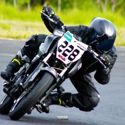 Piloto de moto Velocidad
Campeón nacional 200 Novatos 2021
Making history since 1998