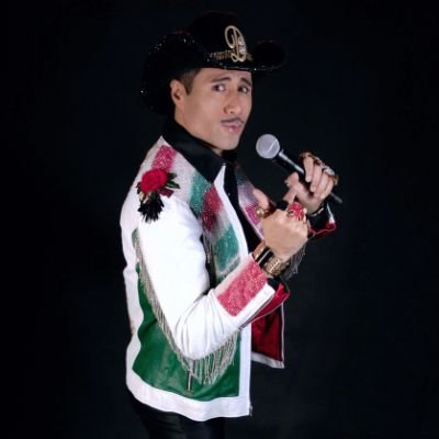 Personaje de comedia, interpretado por el actor duranguense Gerardo Gómez-Cano. Ha destacado en diversos programas televisivos y en su show cómico musical.