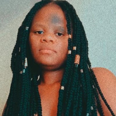 Keorate_'s profile picture. water🍶.) 
Loves flirting with fate 💫🔮