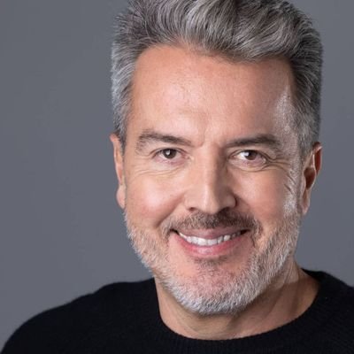 MrLee55850988's profile picture. Urologist-Oncologist
Robotic Surgery Specialist
USC Professor
Author of 4 Books 📚
* Complications in Robotic Surgery
* Prostate Cancer. 
*🇴 Instagram page