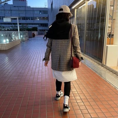 snowmanは 実在しました🥹ようやく札幌でお会い出来ました♡日々の癒し💛🖤😁 & 箱推し⛄️ マイペースにやっています。週末は低浮上気味かも…🙏いつもありがとうございます☺️ timeleszも推してます🩵やっぱり皆んな最高でした🧸