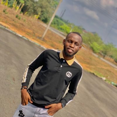 4evaChyone's profile picture. ONYE’NKUSAA🇱🇷🇳🇬 ||Afro-Inspirational|| Graphics Dezigner|| Bettor| A people pleaser😉