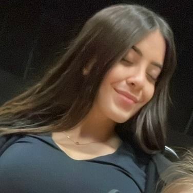 sabinakisses's profile picture. 