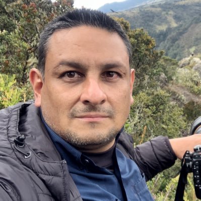 Official Twitter account. Photojournalist in @AFP My post don't reflect AFP views. Twitter @LuisRobayo Instagram @Luis_Robayo Tel. +54 9 11 5629 9658