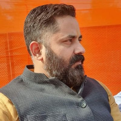 अध्यक्ष, फेडरेशन ऑफ क्रॉसिंग रिपब्लिक अपार्टमेंट ओनर्स एसोसिएशन;
संस्थापक, शिव अनन्ता फाउंडेशन
