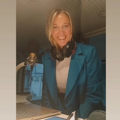 🎙Locutora Nacional de Radio y TV (Matricula 9681) - Jefa de Prensa.
#PasionMedios♡