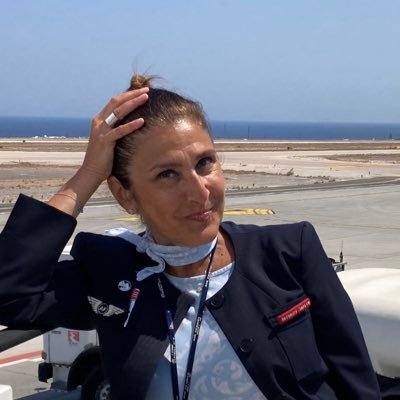 Nahum40255227's profile picture. 