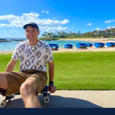 Mango_Tango21's profile picture. An idiot with a keyboard