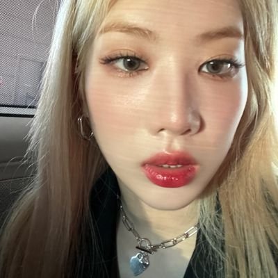 LIPS_VANTE's profile picture. To all the youngsterz without dreams or whatever the fuck LOONA said.