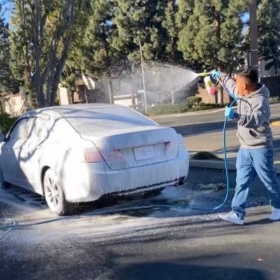HMU TO BOOK UR APPNT 🧼 Providing Quality Services 🙏🏽 Instagram @elkevinnn_details