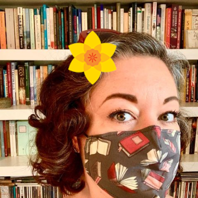 Editor, project manager, flying buttress to groaning TBR pile. Digital Cancer Info @IrishCancerSoc. Opinions from passing strangers, RTs acted out in mime.