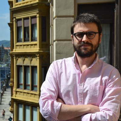 Escritor, editor y gestor cultural.
Director de la revista Trépanos.
Coordinador de la revista Hedónica.
