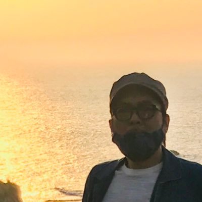 FMO7615's profile picture. 大阪・十三生まれ育ち。富山と福岡のハーフ。料理、お酒、神社仏閣、日本国・大阪、90年代半ば〜2000年まで暮らした第2の故郷NewYorkをこよなく愛してます。 絶賛ダイエット中！音楽好き(A.O.R／Funk／Disco／Jazz／Bossa nova／Soul／Blue-Eyed-Soul／City pop