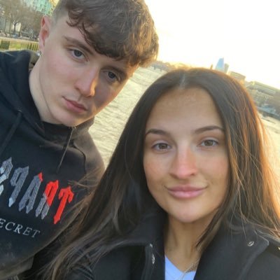 betteridge_lily's profile picture. mcr