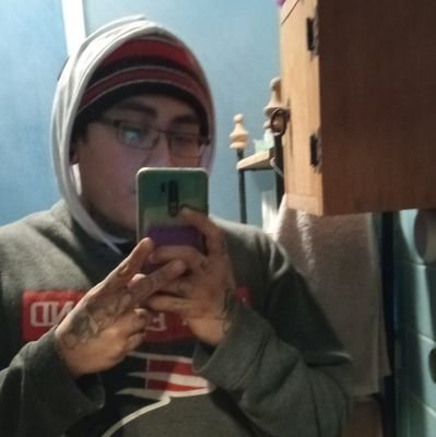 ElRichido's profile picture. hola señor internet