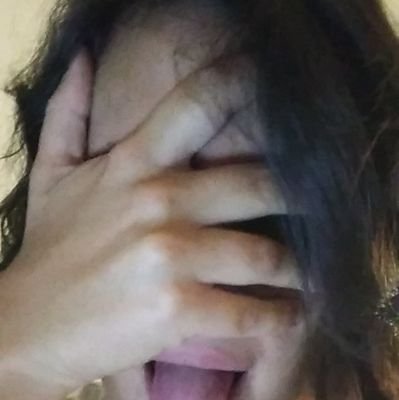 maliarine's profile picture. i wish i was a tree