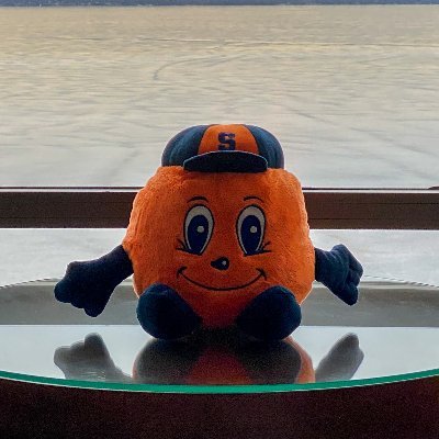 SweetBabyOtto's profile picture. Everything Syracuse 🏀 basketball from the family that bleeds 🍊. 1 SU '07 alum, 1 sister c/o '26, 1 unofficial Cuse MBB "team mom" (she's the Tweeter).