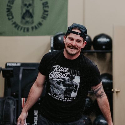 alcywarner's profile picture. I am sad