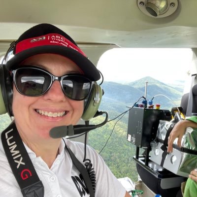 News journalist for ABC in the Mackay region, cyclist and mum to two adorable ratbags. See latest news at https://t.co/knlFvfeWsH or https://t.co/DobSmd6jwZ