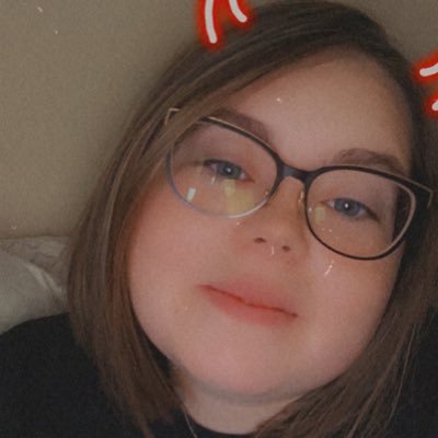 olivylala's profile picture. 27| Fandom lurker| Your number one supporter| Resident worrier 💖💛💙 ☕️ I didnt know that about you 😏