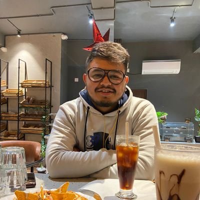 VinayakVarshn15's profile picture. Visual Designer @HowToQuicko, Cricket Enthusiast, @PlayVALORANT is my escape from reality.