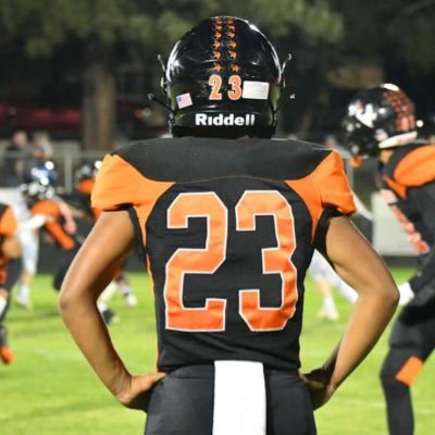 “Its more difficult to stay on top than it is to get there.”🥶🥶 -Mia Hamm