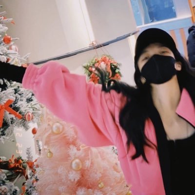 ByzMnwmBs7PCxtb's profile picture. Nice meet you