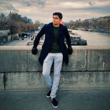 ZacharyMello95's profile picture. Hotel Management Graduate 🔪
Cabin Crew ✈️
Singer 🎤🎶
Just Growing with the Flow🌊