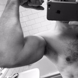 Open minded bi musc bttm/sub, loving fitness and gym. Exploring submission and making Twitter friends! Based in West Mids and London