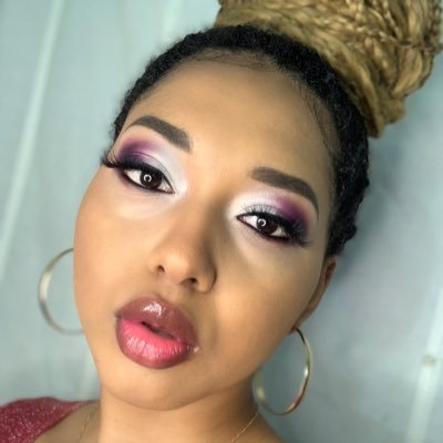 Wonderful and incomparable 👸👌 Love and life... 💓 👠Beauty tester💄 Afro lover 😍