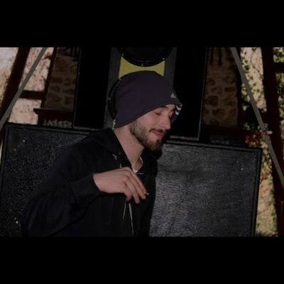 DOVAKALASH's profile picture. Éclectique et disruptif