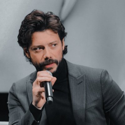 lakshmanmoka's profile picture. 