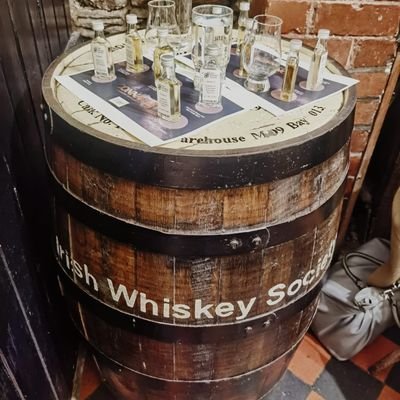 Irish whiskey Society Dingle Based Whiskey Promoters, Educators and most importantly Lovers.  Not for Profit

https://t.co/sUEOY1CXx9