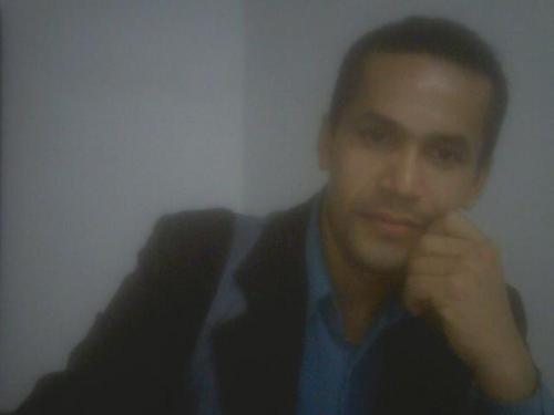 Me conheça melhor!Solteiro,cristão protestante, de orient. reformada e reformadora, sergipano, apaix. pela vida!. Pastor presbiteriano independente.
