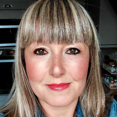 Melanie Lamb Profile