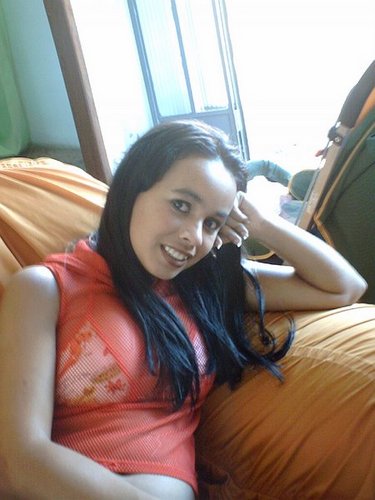 Sou morena,gosto muito de sair