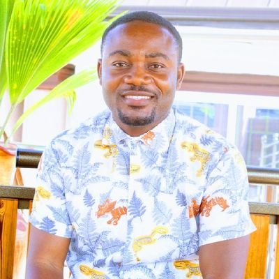 I am a very innocent youngman. A teacher and Broadcast journalist. Aspiring to impact knowledge into the younger generation to leave a legacy. I lve making frnz