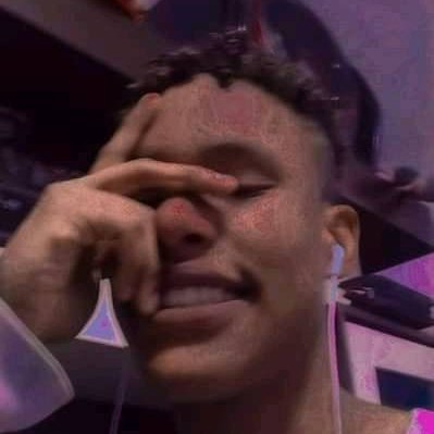 Dmoonlove02's profile picture. TheMøØn
Mi música es una forma de expresión que nace del cora