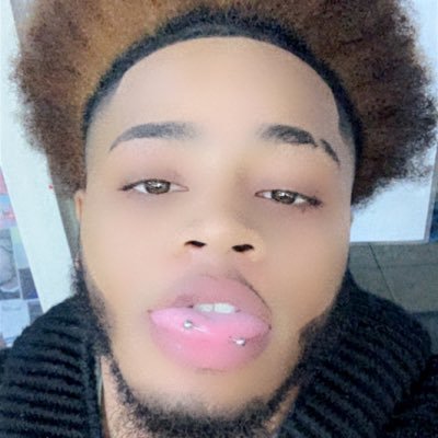 Just hmu 🤙🏽cashapp - $zaybraxton23 golden child chosen one 🌊⚡️pure eye pot head this my world 🌎😈🥵