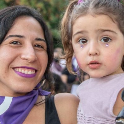 Amante del fútbol, los animales y la lectura ❤ Mamá de India y Salvador 👶🤰🏻💫❣️ Formación Docente📚