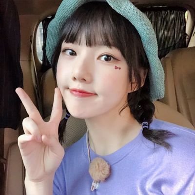 8년차 버디/나비/러뷰
                                                                                최애 예린 차애 엄지 04 여덕, 총공계 @Bomrin0819