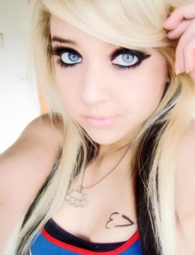 Elizabethtann's profile picture. 