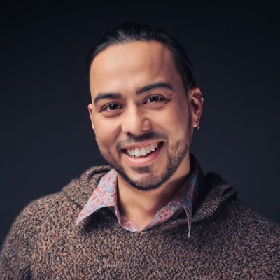 UX Designer & Frontend Web Developer — Let's make real magic.