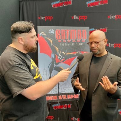 @BatmanOnFilm - Reviews Detective Comics 8 yrs
@Straight_O_G - Pod
@SpideyCoalition - Pod
@thebatmanbc - Pod reviews monthly Batman books 5 yrs
#RepBX