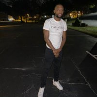 Demetri (@d__lyons) 's Twitter Profile