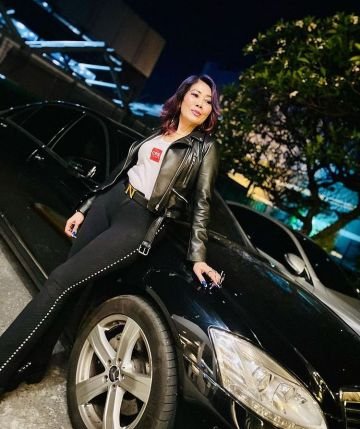 𝗟𝗢𝗩𝗜𝗡𝗚 𝗟𝗜𝗙𝗘✨
👩🏾‍💻| BOSS Ma
🔸| Leader🔸Investor🔸Mentor
🌐| Buisness is Global
®️| Official Instagrams
🌟Live for a living 🌟
DM “💰” to join the m