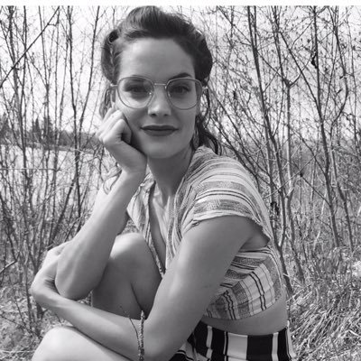 AshleyZarovna's profile picture. Rage On Sisters 🌈 #gayagenda #amiskwaciywaskahikan #mètis #Hutsul #survivor